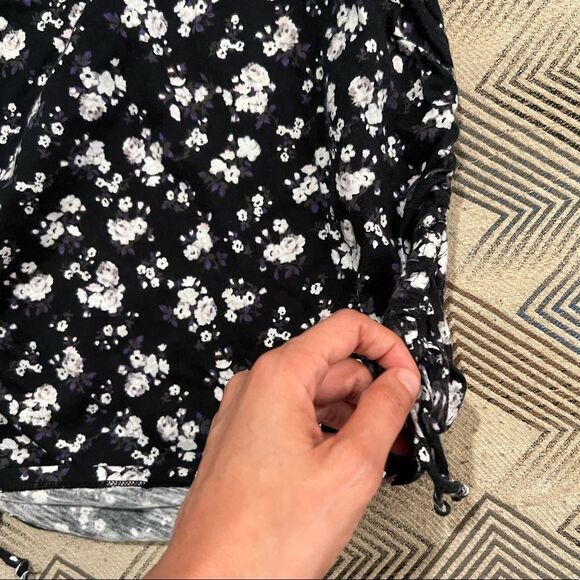 Pink VS Floral Print Top - Picture 4 of 6